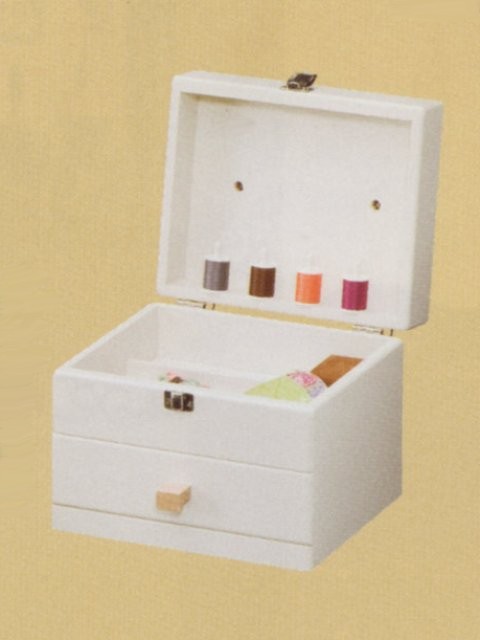 ホワイトがかわいいソーイングボックス（キューブ）H4365