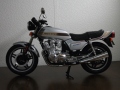 cb750f-side2